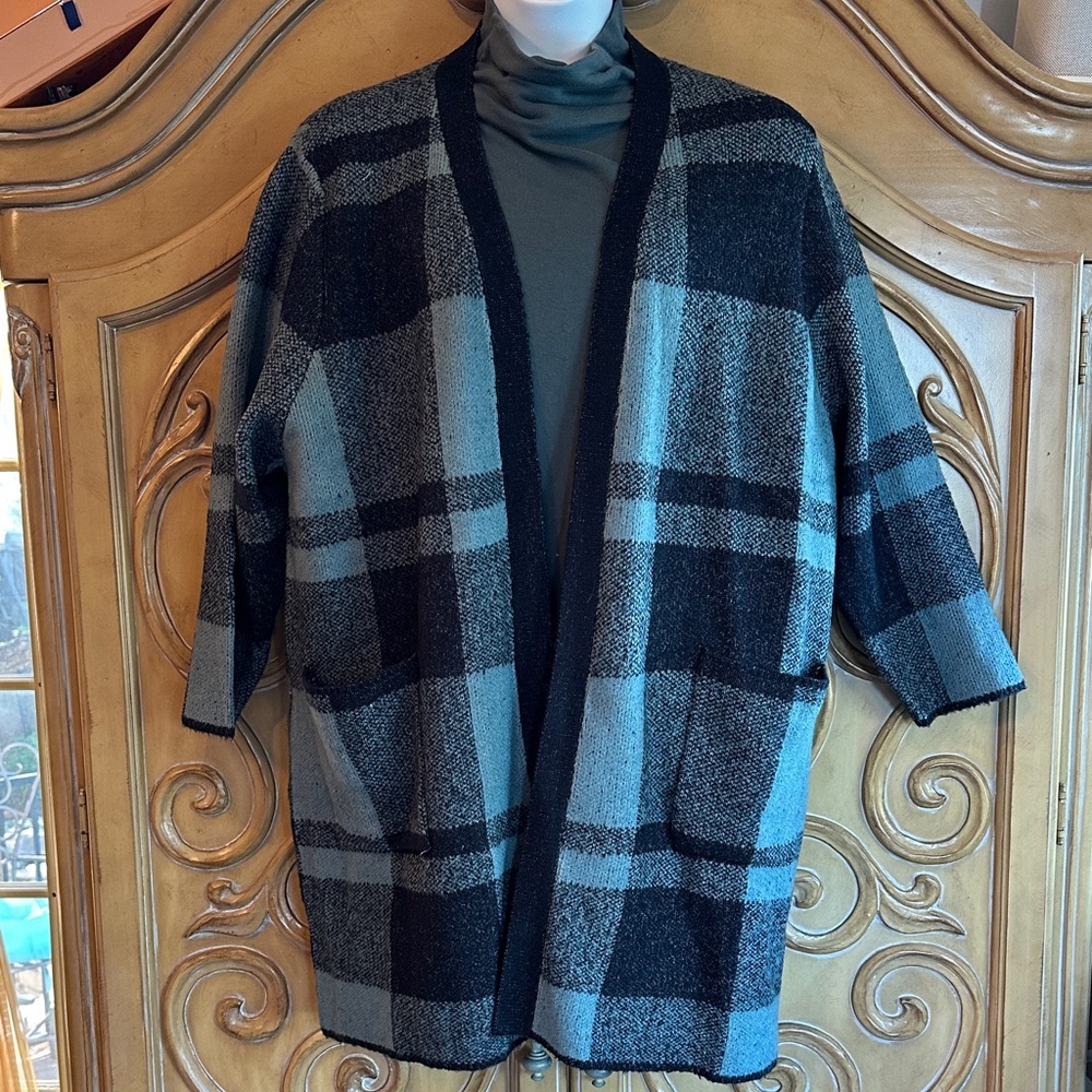NWT Evans Chic Plaid Open Cardigan